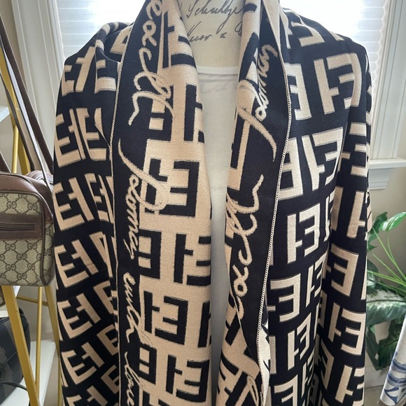 Accessories - Fashion Scarf